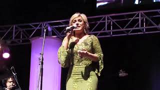 Googoosh - Man Aamadeam (Live in Hamburg)