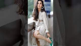 Tejaswini Prakash looking so hot  Gorgeous ??||#celebrity #cute #tejaswiprakash