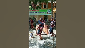 @Múa cồng chiêng của dân tộc thiểu số giáo lưu cùng du khách tại huyện Minh Long Quảng ngãi.