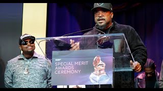 N.W.A accepts Lifetime Grammy Award, Ice Cube jokes about Dr. Dre's absent