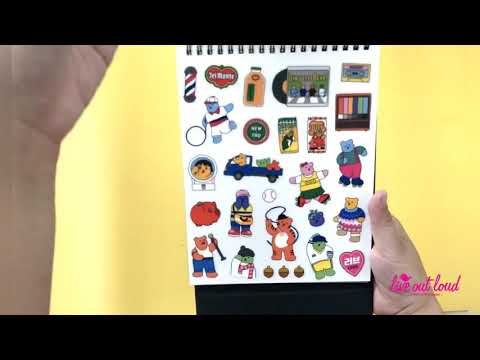2021 Jelly Bear Desk Calendar flip-through