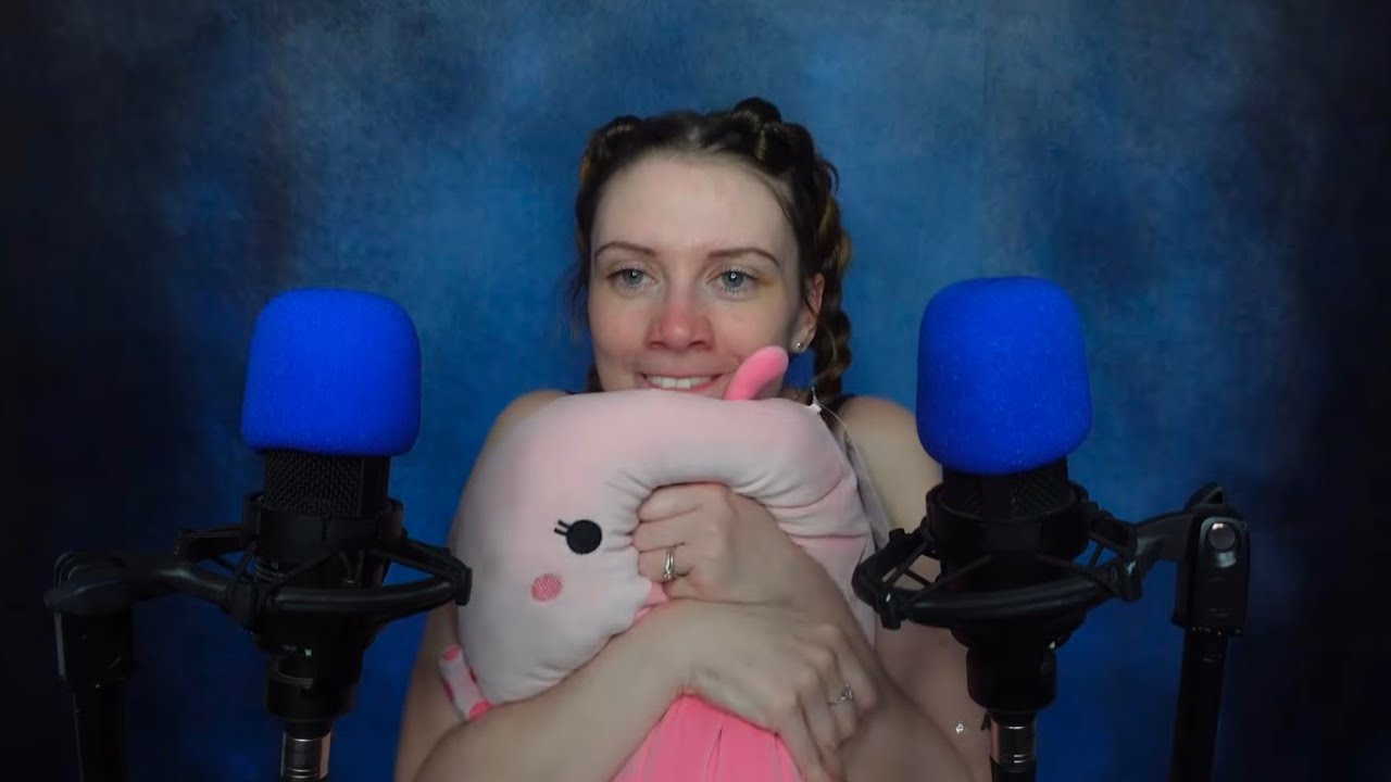 ASMR - Ear to Ear Relaxing Whispers