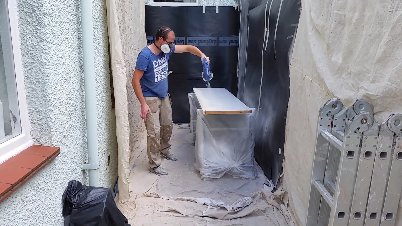 Spray Painting Graco with Dulux polished pebble London Chiswick