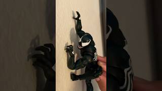 Posing Mafex Venom #marvel #mafex #venom #actionfigure #figureposing