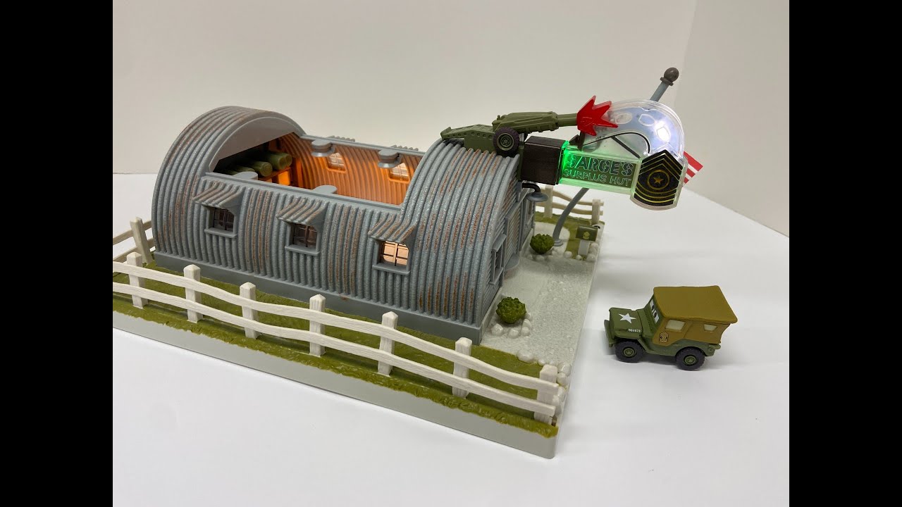 Mattel Cars - Playset Sarge's Stuntin' Surplus Con Macchina – Pista Con Loop E Rampa Per Bambini