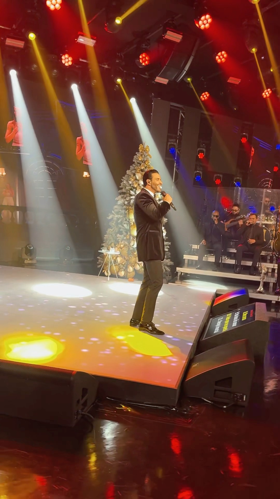 AMANHÃ, no @sbt é dia de reprise! ?️?