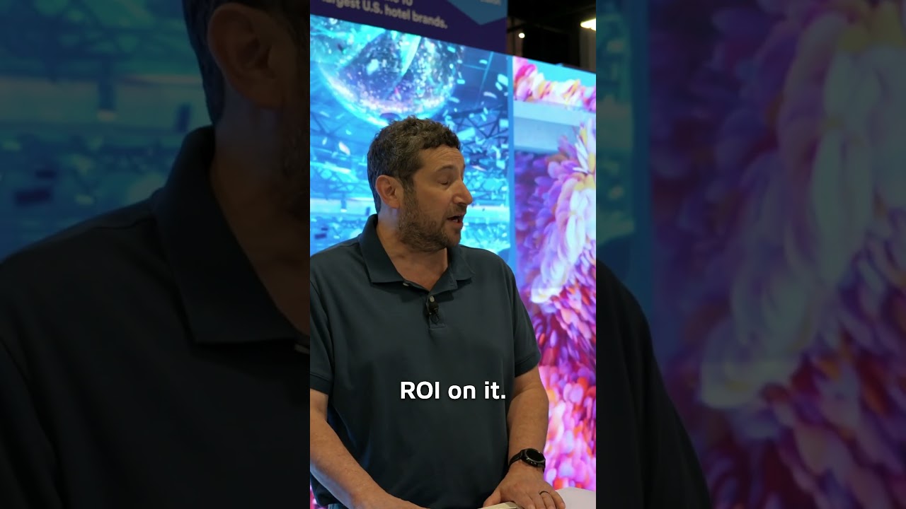 Creating 'Wow' Moments: The Power of Video Walls in Hotel Signage 