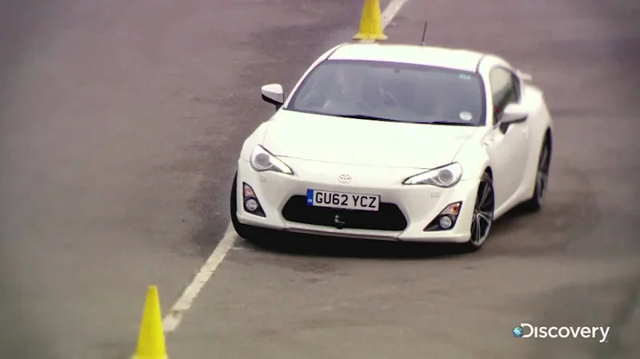 Fifth Gear: Renault Megane Versus Toyota GT 86