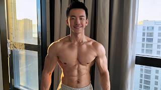 Chinas Cutest Coach Rays Shredded Body Vs. Shy Smile