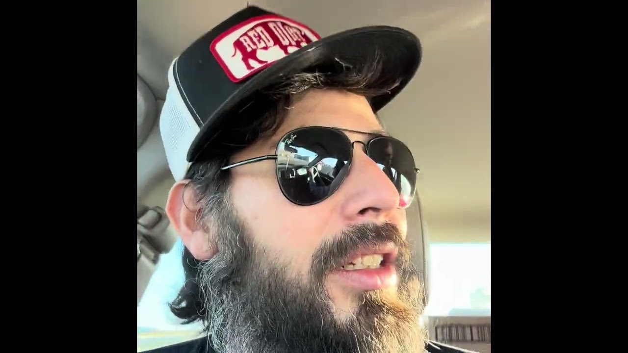 Vlogmas Day 15 | Packed Orders, New Listings & FedEx + UPS Drop Offs