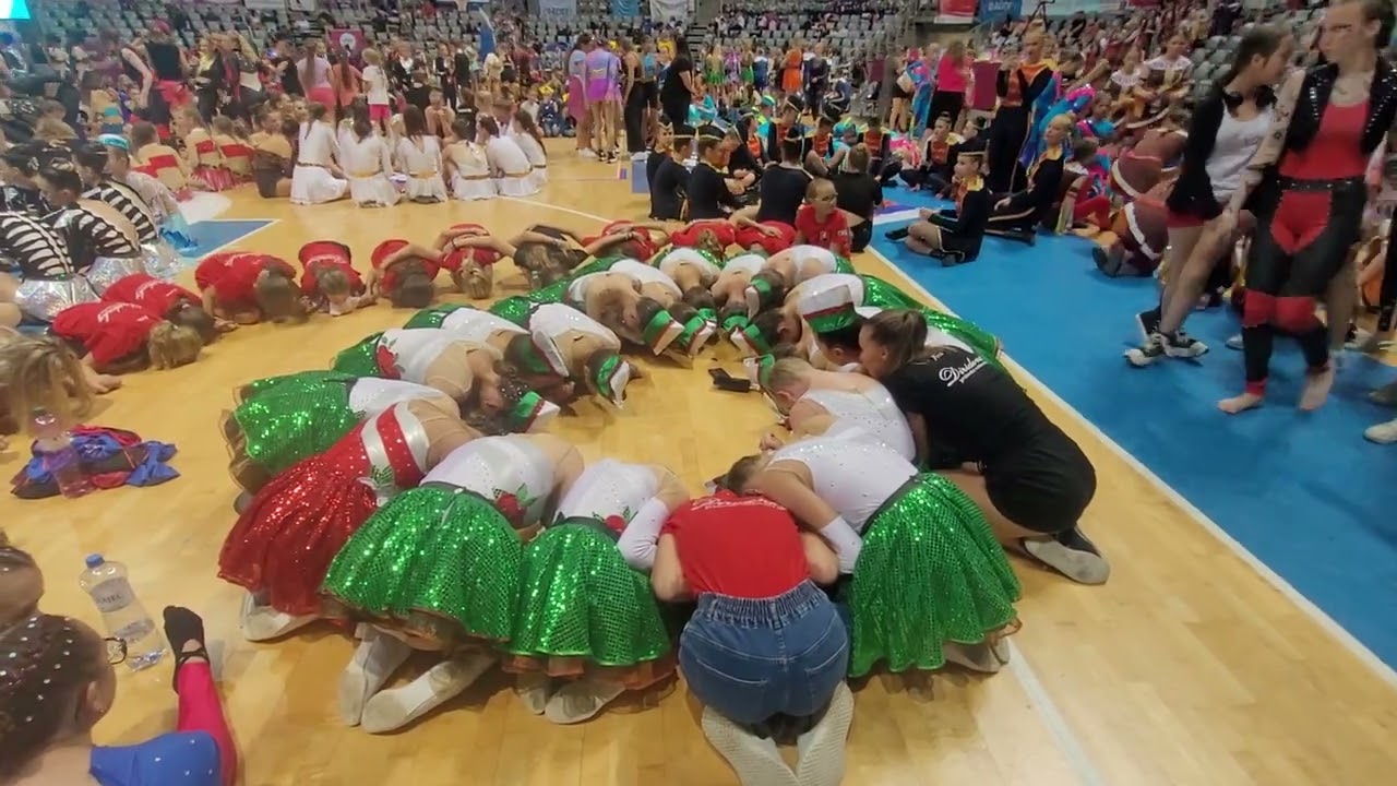 Diridonky Prešovské mažoretky MS Zadar 2023 Defile baton junior 1. miesto