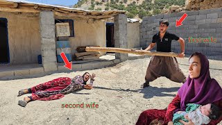 Download Lagu Love and Emotions: A Husband's Conflict with His Second Wife and the Baby's Illness MP3 Download Lagu Love and Emotions: A Husband's Conflict with His Second Wife and the Baby's Illness MP3