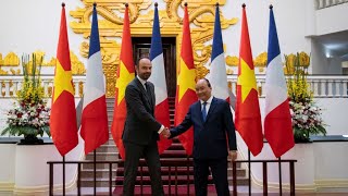 Édouard Philippe annonce dix milliards d'euros de contrats au Vietnam