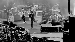 Rage Against the Machine - Killing In The Name