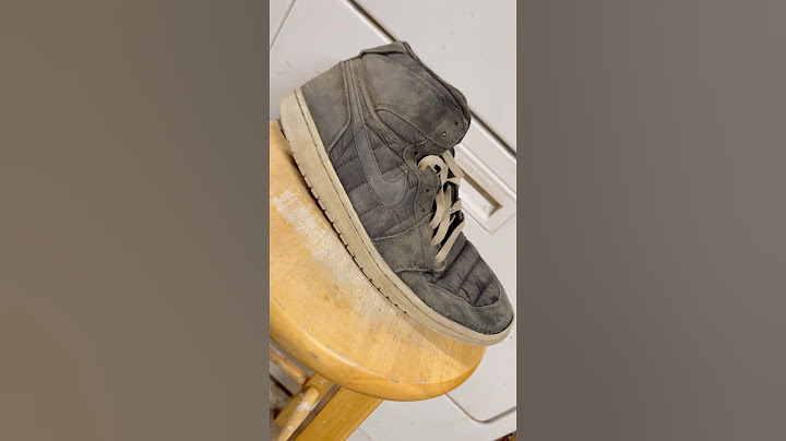 Making sneakers wearable again👌 #shoedoc #shoelada #shoecleaner #150bucks #jordan1 #shoerestoration