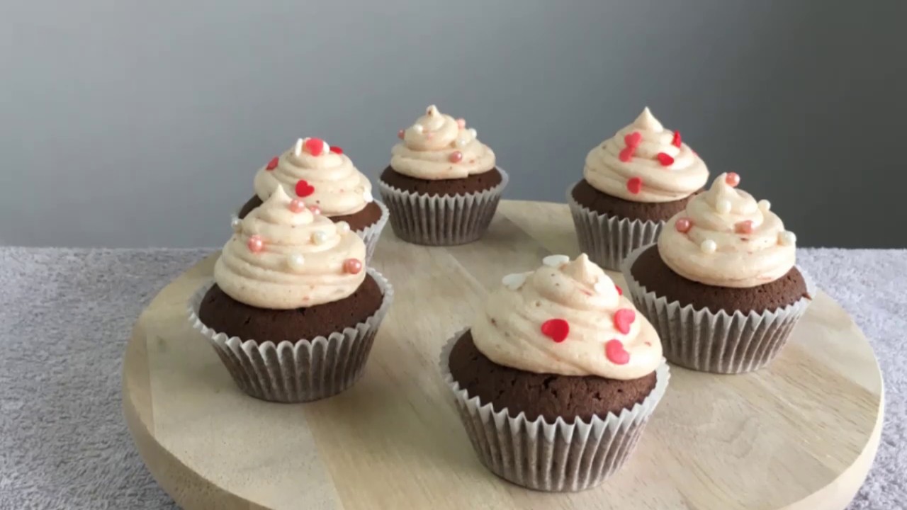 🍫 Chocolate and Strawberry Cupcakes ° 巧克力草莓杯子蛋糕 🍓