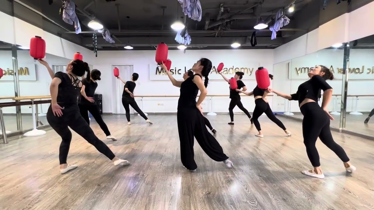 灯笼舞排练版Chinese lantern dance 