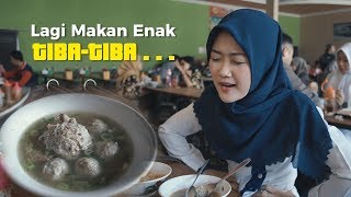 PRANK MAKAN 6 INDOMIE + 6 TELUR CUMA 1 MENIT DISAMPING ORANG GAK DIKENAL, SAMPE KAGET!!. 