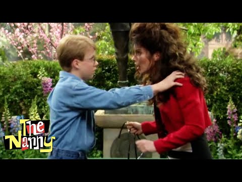 Fran Gets Mugged | The Nanny