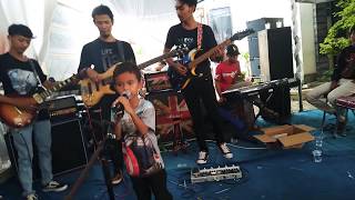 Download Lagu Memori berkasih anak kecil feat ayah nya mantap habis MP3