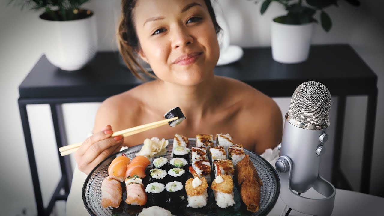 ASMR  SUOMI 🍣🥢 Sushi Mukbang 🍣🥢 (Suuääniä, naputtelua, rouskuvia ääniä)