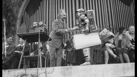 How to animate Photos / Images using free software (Blender 3D/ GIMP Tutorial)