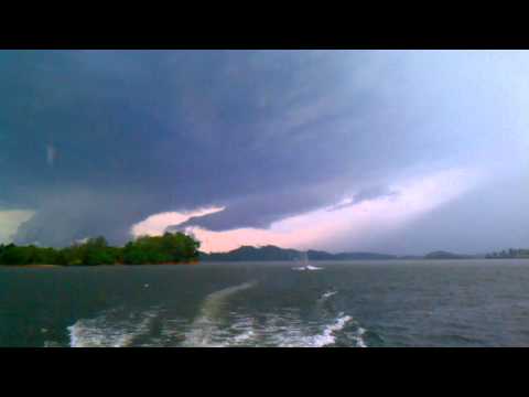 water gets struck by lightning on douglas lake dur...