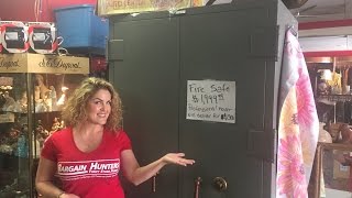 Safe Cracking Lets open a 4500LBS Save with Rene Casey Nezhoda Storagewars