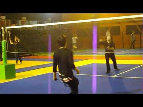 【5 Call'y Black】2012/03/18 バトミントンSyo VS Kazuki in ROUND1