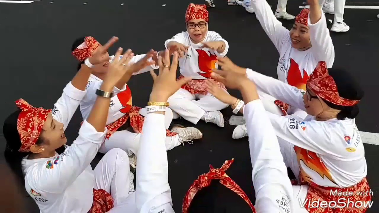 Pancaran kebahagiaan DWP BPPK Kemlu Dalam GWR Poco poco Dance