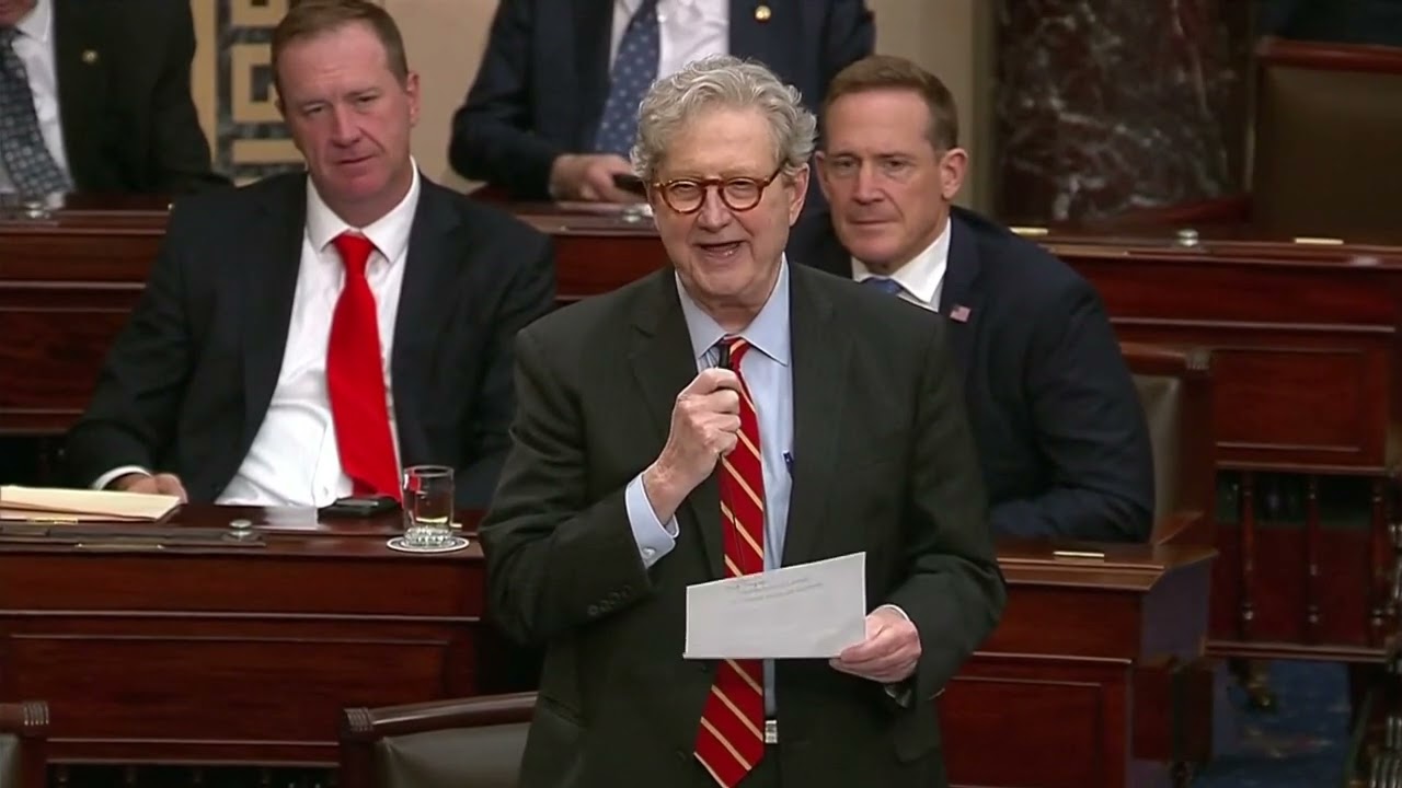 “Duh”: Senator Kennedy Rants About Medicaid Fraud But Delays the Fix to 2027