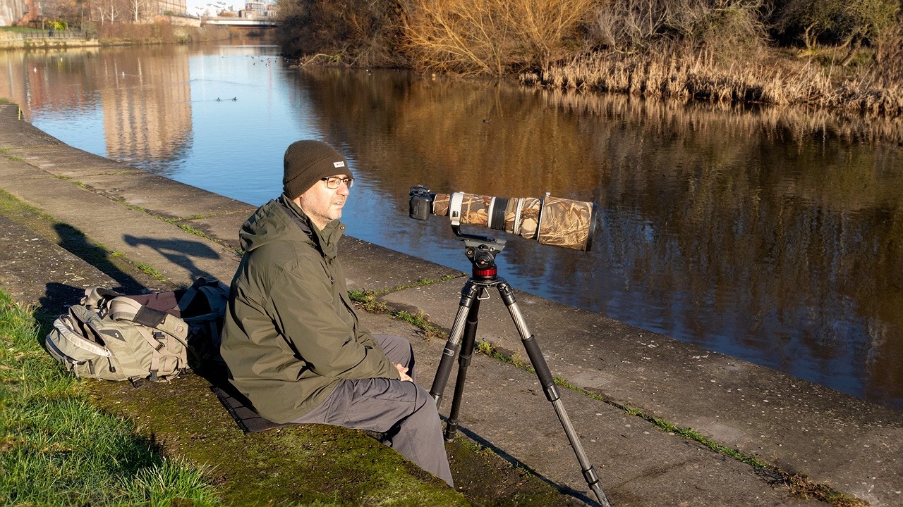 'Sit and Wait' Bird Photography on a Sunny Morning (with Manfrotto Fluid Head MVH502AH)