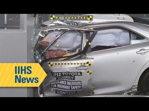 Crash test results for midsize family cars - IIHS news