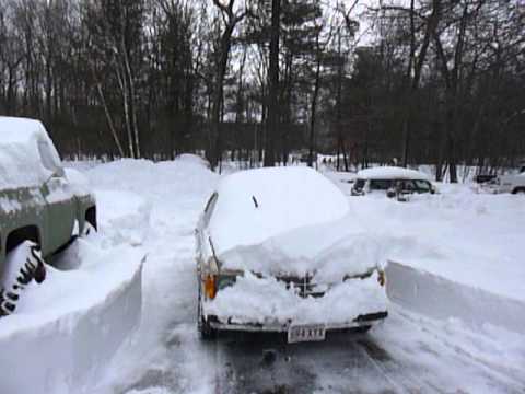 Mercedes-Benz vs Moguls - Blizzard 2013 winter storm nemo - YouTube