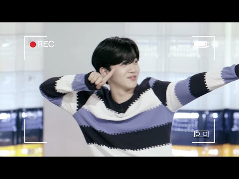 ♥요한직캠♥ 요염뽀짝⭐️ 편집자도 반해버린 요한직캠 <strong>모음</strong>! 기대하쇼 [신상출시 편스토랑 하이라이트]  [Stars Top Recipe <strong>at</strong> Fun-Staurant] 20200729