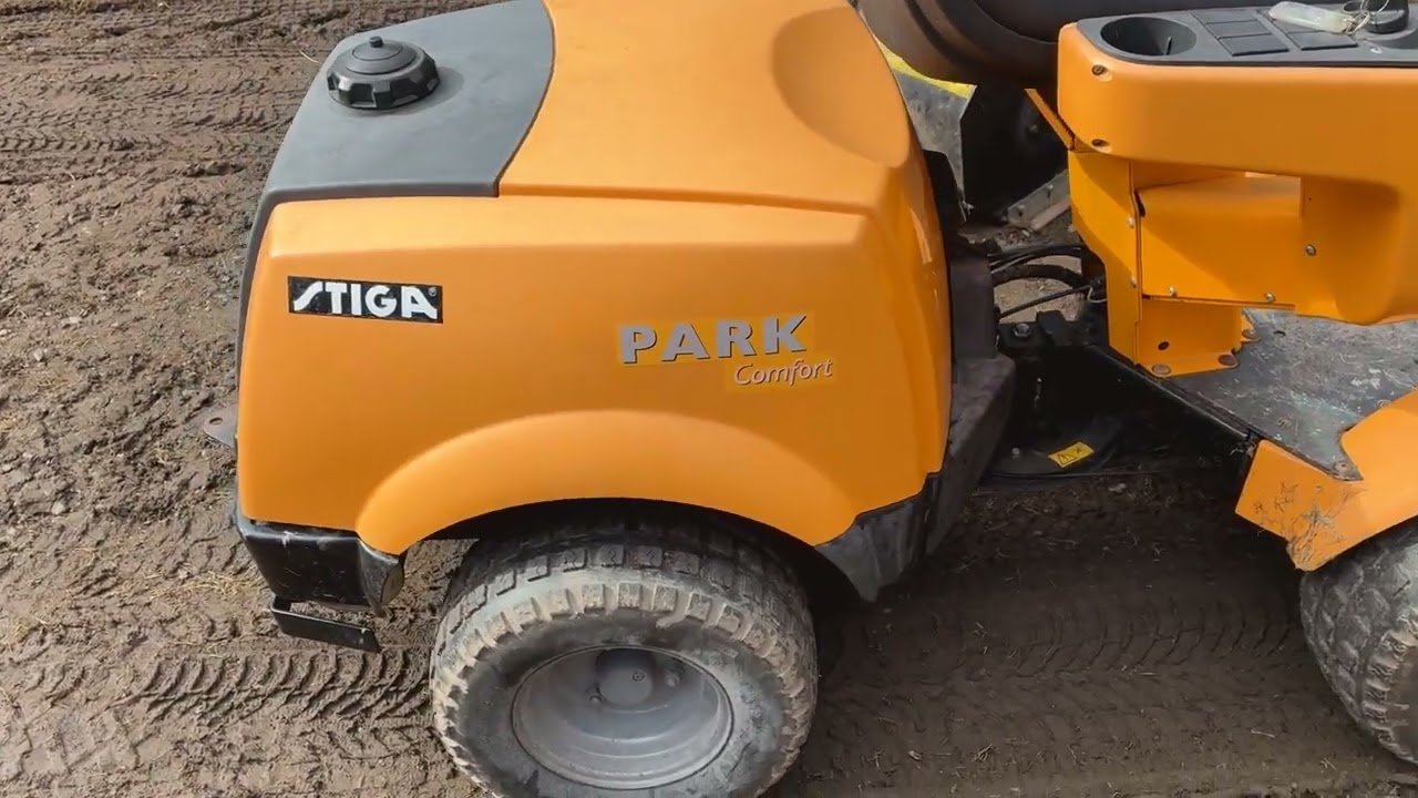 Åkgräsklippare med Tillbehör Stiga Park Comfort