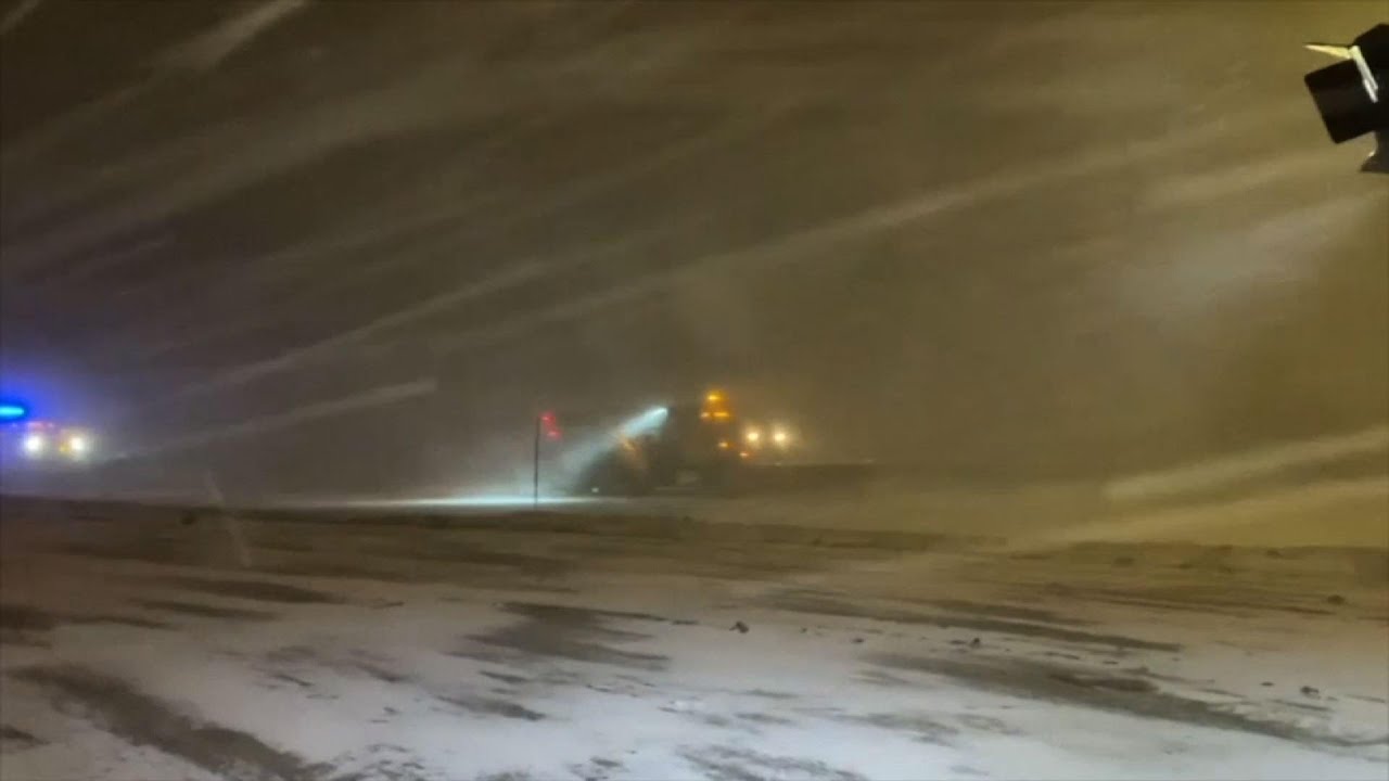 Powerful storms sweep across Midwest and Plains - YouTube