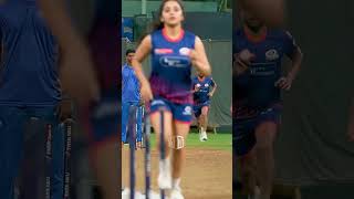 A girl disturbing Deepak char bowling practice #deepakchahar #mi #trending #viral #youtubeshorts