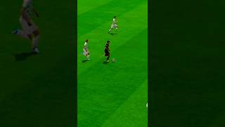 Ronaldo's Perfect Teamwork Goal! 🐐#shorts
