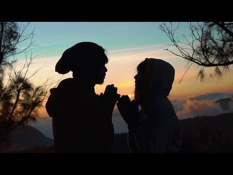 Alffy Rev Ft. Farhad - Bumi Terindah