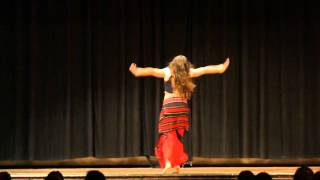 Sophia Blanton dancing Balkan Fusion at IBCC Toronto 2012. Resimi