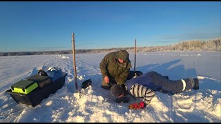 РЫБА УШЛА в КОРЯГИ!!! ПРИШЛОСЬ ПОПОТЕТЬ ЧТО БЫ ЕЁ ВЫТАЩИТЬ!!! РЫБАЛКА в РОЖДЕСТВО.