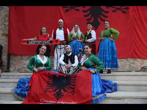 Nga rrënjët te e ardhmja: Trevat shqiptare bashkohen në kulturë | ABC News Albania