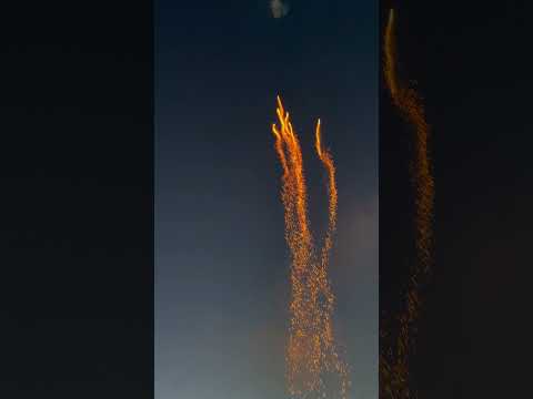 Hydrogen bomb firework. - YouTube