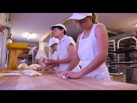 Video: Predavačka Chleba Sa Stáva Vzorom
