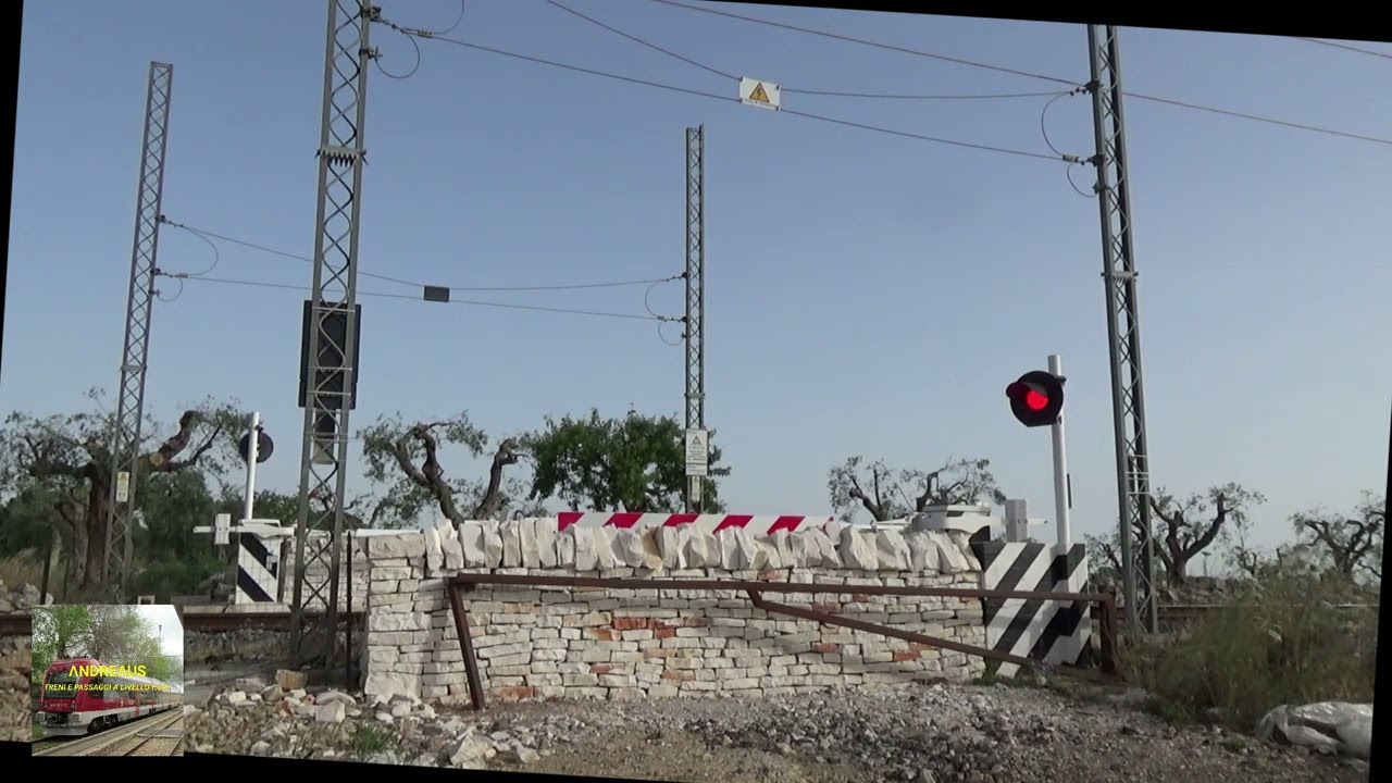 PASSAGGIO A LIVELLO MURATO DI CASTELLANA GROTTE | ΛNDREΛUS TRENI E P.L. FSE
