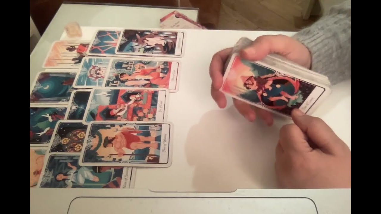 افتح تليفونك استنى 🤌🏼رسالته ندمان وهتشوف كل كلمه منه كانّها دمعه على خوفه من فراقك ليه