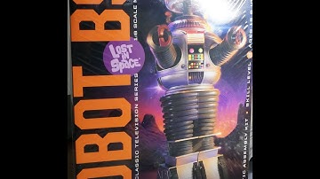 Review: Moebius Models Lost In Space B9 Robot