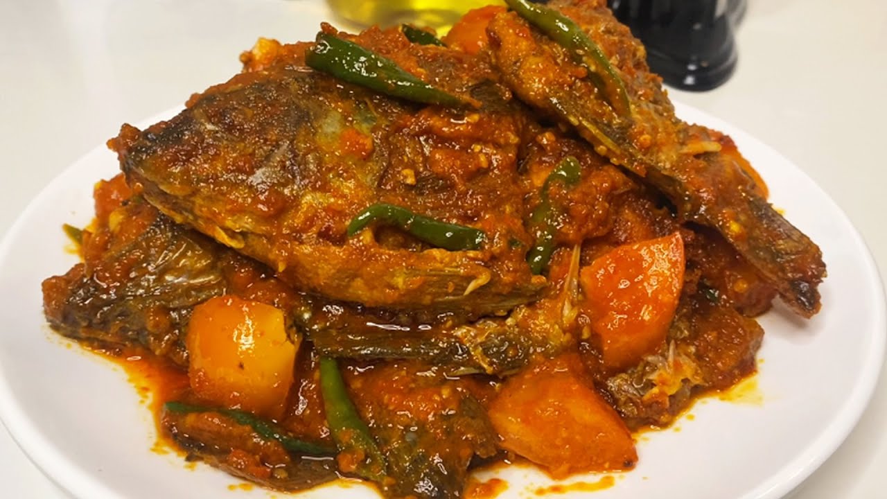 RESEP IKAN NILA BUMBU MERAH BUMBUNYA ENAK BANGET, MERESAP PEDAS GURIH ENAK POLLL !!