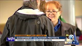 Federal workers in Port St. Lucie to protest government shutdown